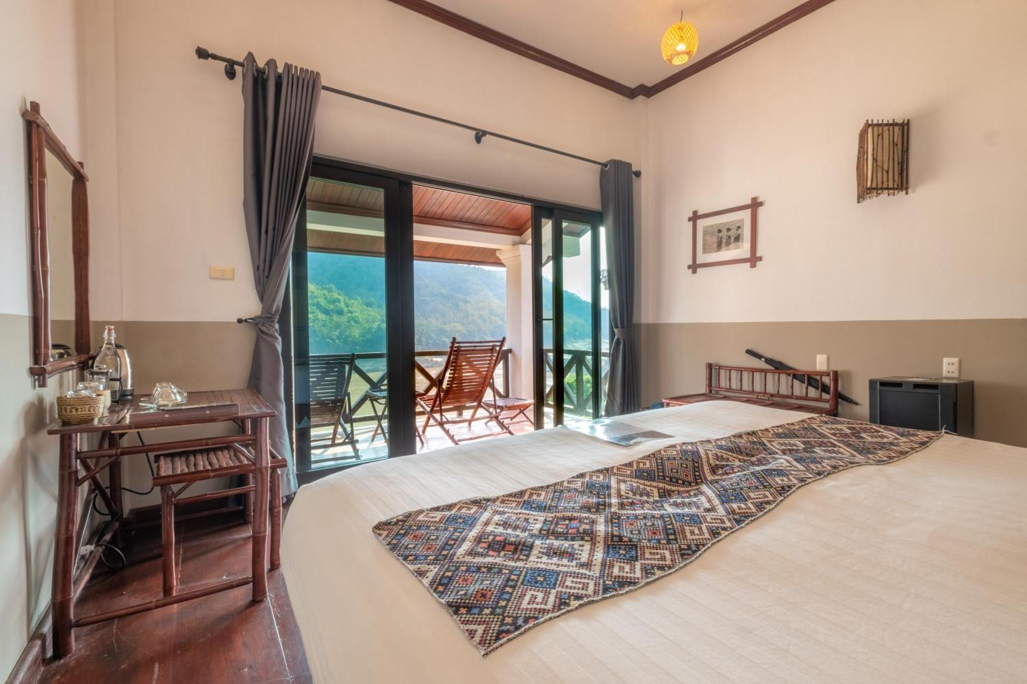 The Sanctuary Pakbeng Lodge Екстериор снимка