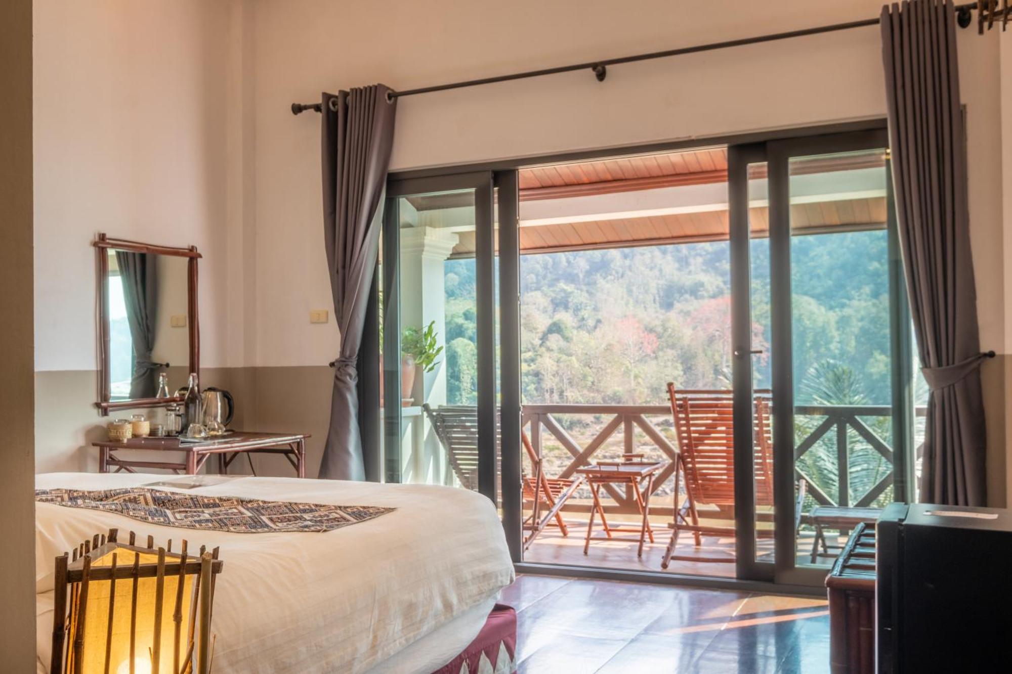 The Sanctuary Pakbeng Lodge Екстериор снимка
