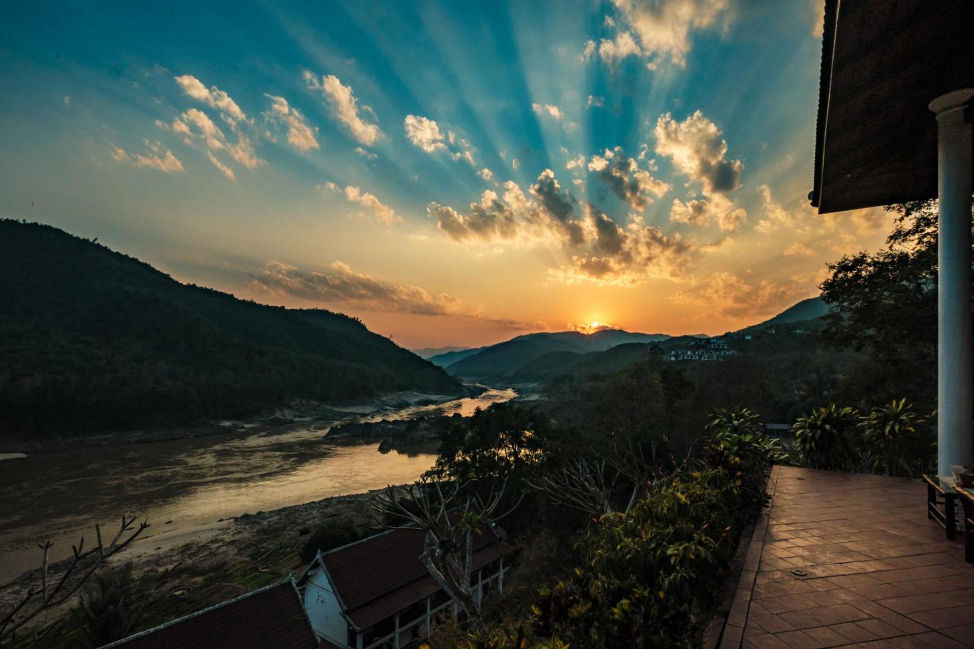 The Sanctuary Pakbeng Lodge Екстериор снимка